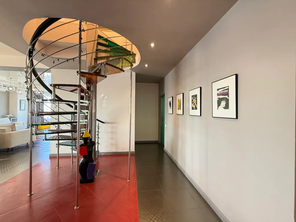 Апартаменты 5-комнатные в центре города