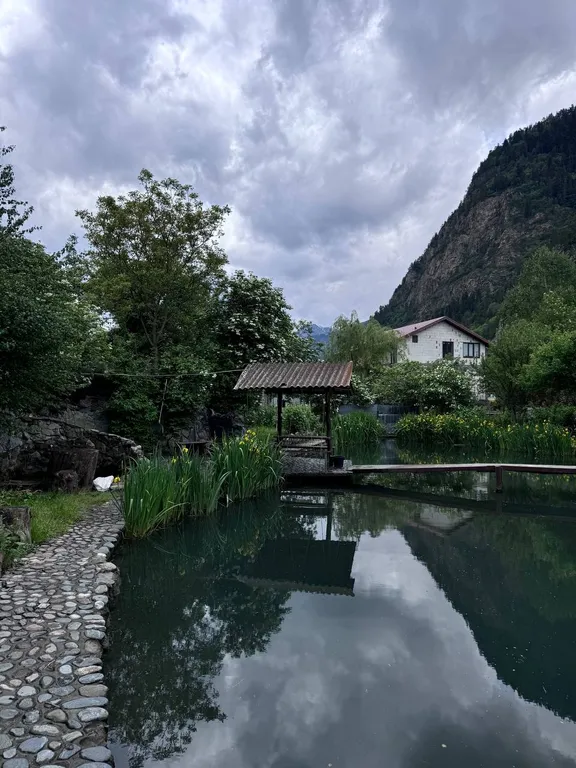 Коттедж Дом с баней и озером — Теберда