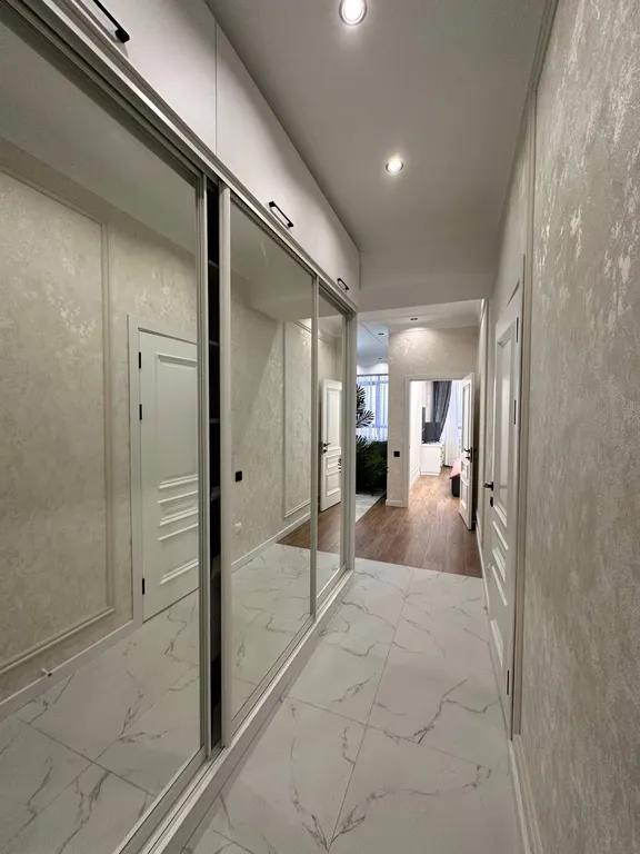 Brodway apartment 20 in Bay tash tower