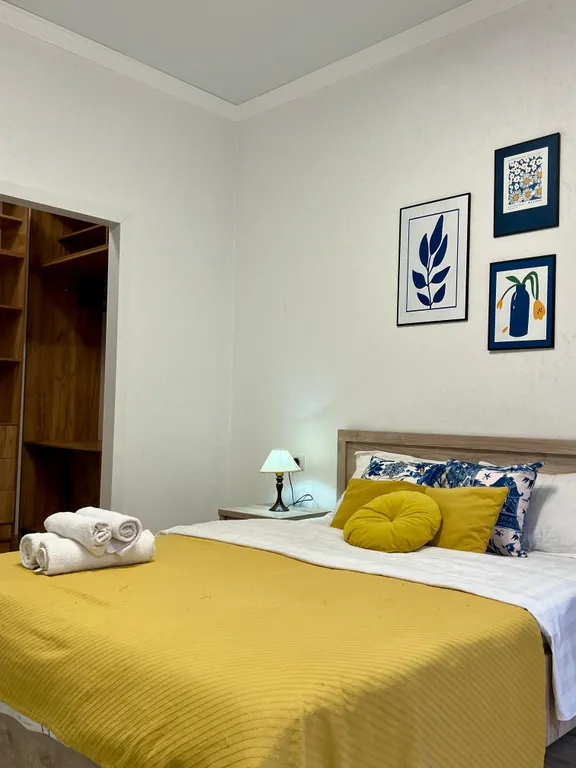 Квартира Доступная квартира 30 возле метро — Алматы