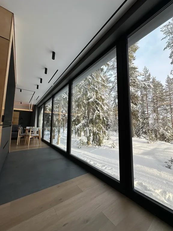 Дом в Карелии с видом на сосновый лес