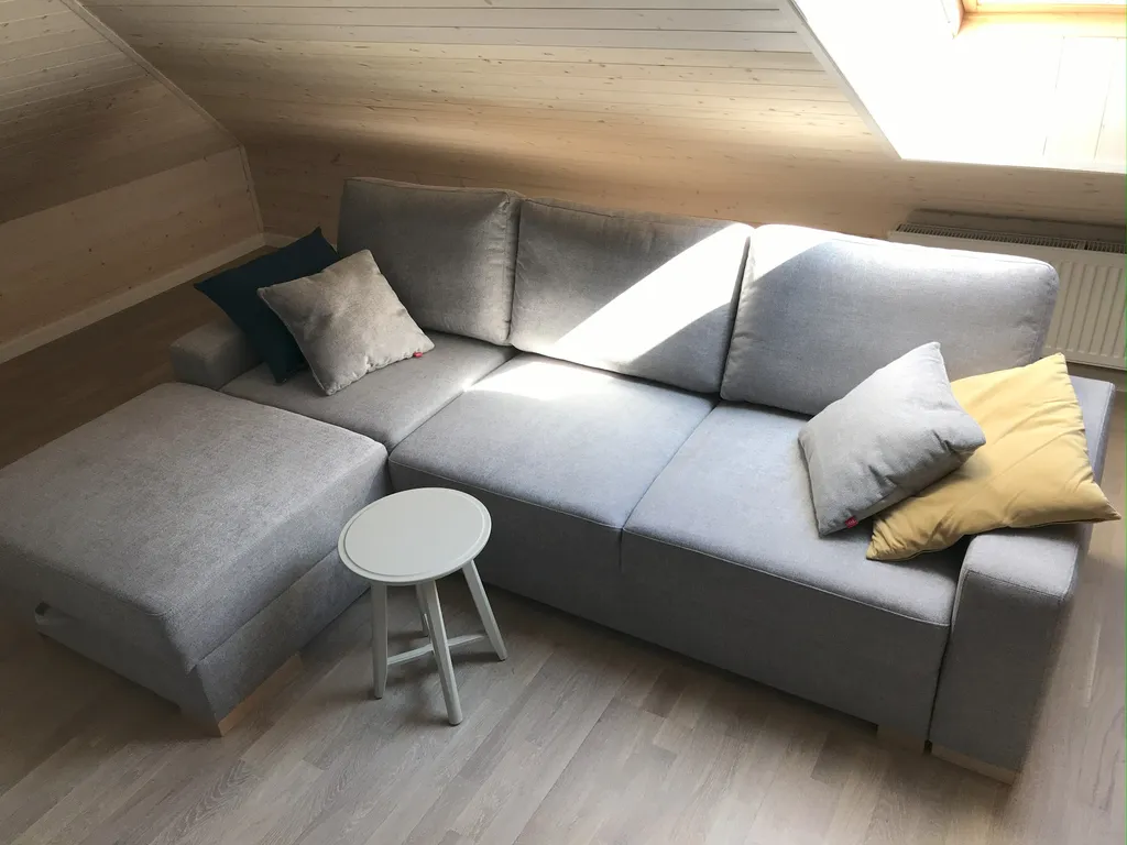 Двухуровневая квартира с 3 спальнями в частном доме