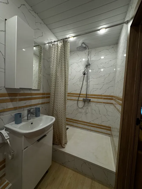 Коттедж Уютный домик с видом на горы — Шерегеш