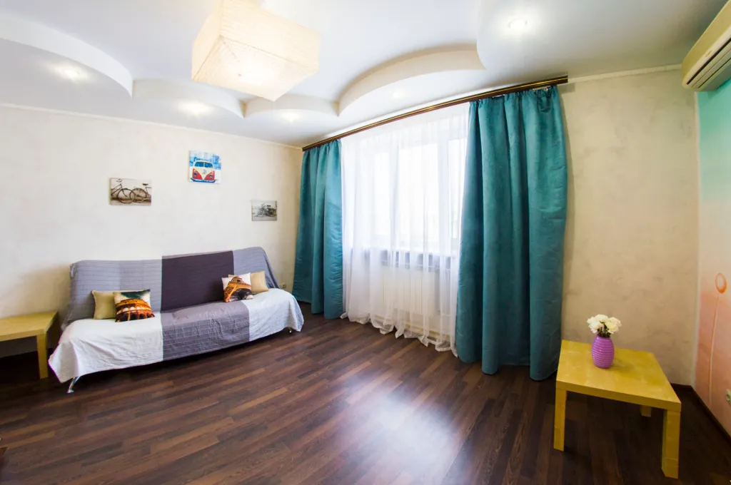 Квартира рядом с вокзалом и Иртышом