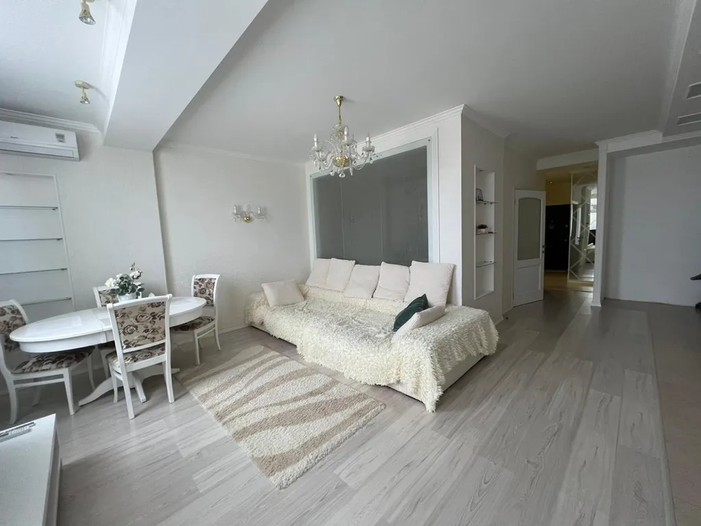 Квартира Квартира с дизайнерским ремонтом — Севастополь