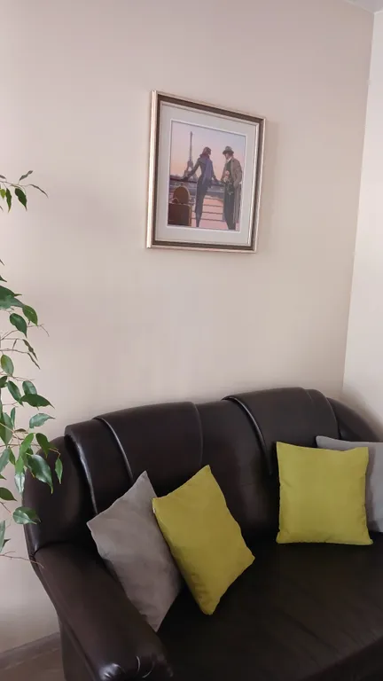 Квартира Квартира Шикарная новая студия в центре города — Омск