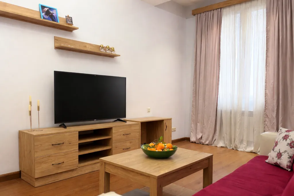 Квартира Улучшенные апартаменты с балконом в центре города — аренда посуточно в Ереван