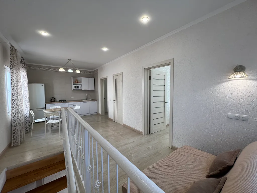 Отдельная 2-комнатная квартира у моря