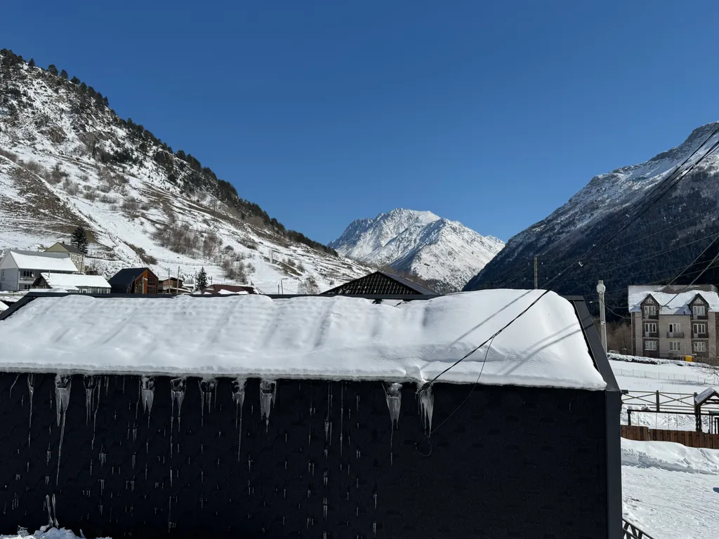 Дом с видом на сказочный лес