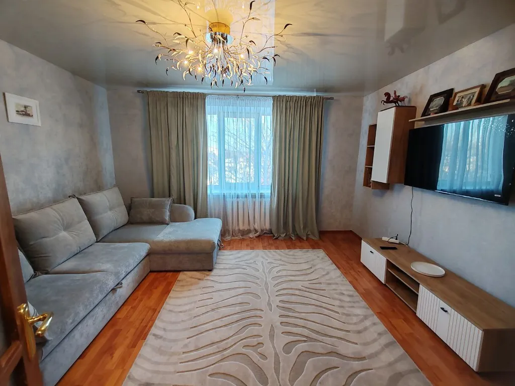 Сердце Радзивиловского города уютная квартира у стен истории