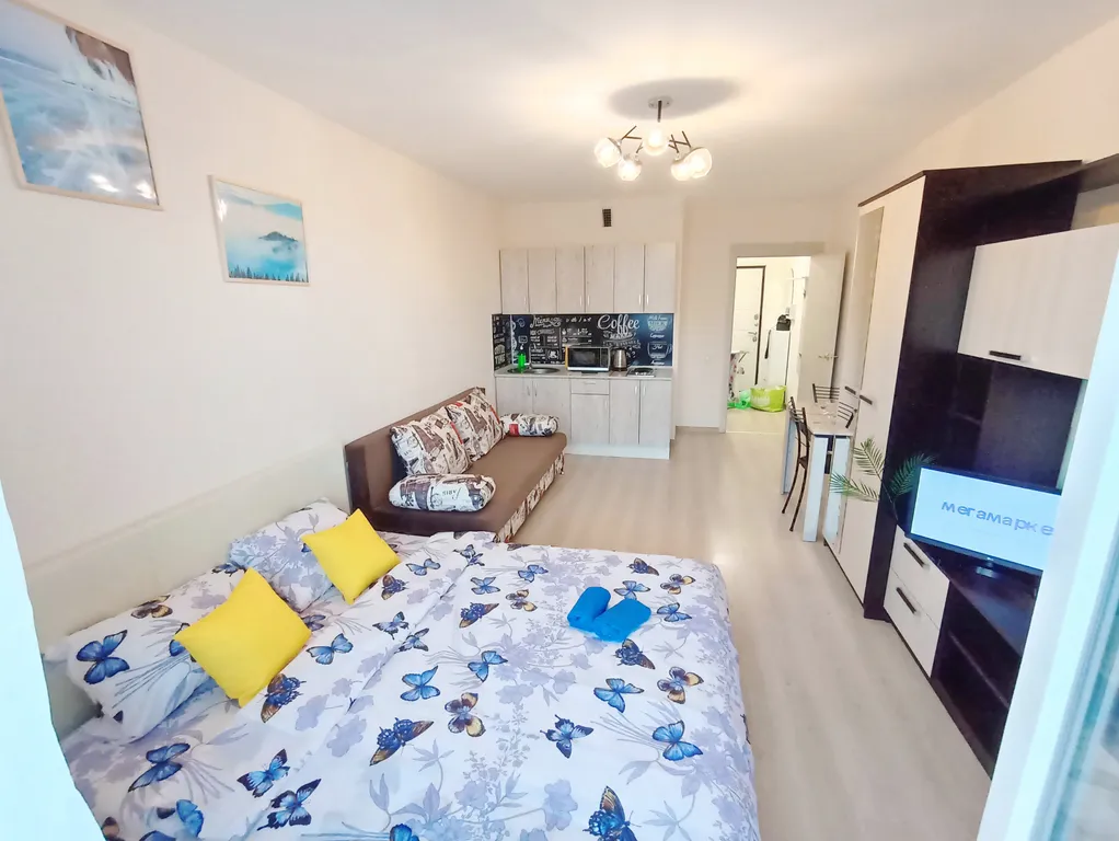 Светлая студия