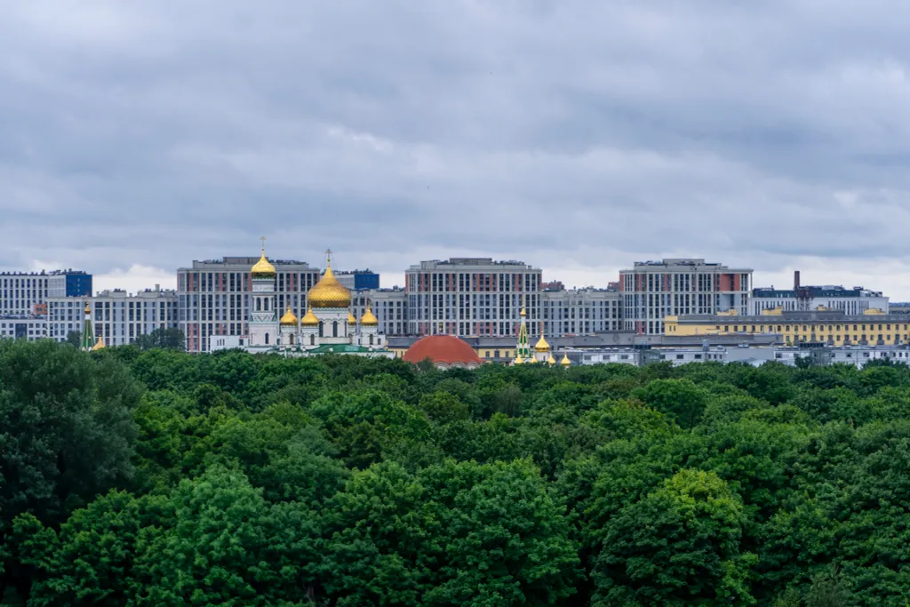 Новая евро студия недалеко от метро