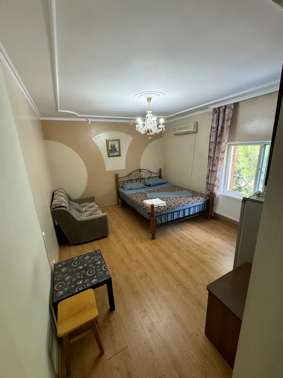 Квартира Квартира Двухкомнатный номер на 3-м этаже — Геленджик