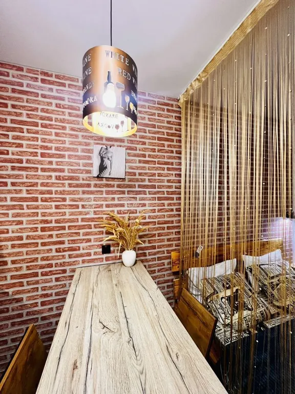 Студия с дизайнерским ремонтом