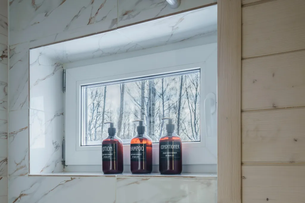 Коттедж Стильный Барн-Хаус с горячей купелью — Соловеново