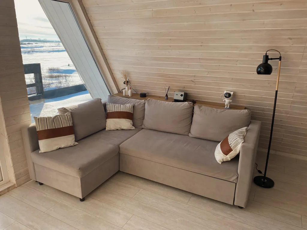 Загородный дом с чаном и панорамным видом на озеро