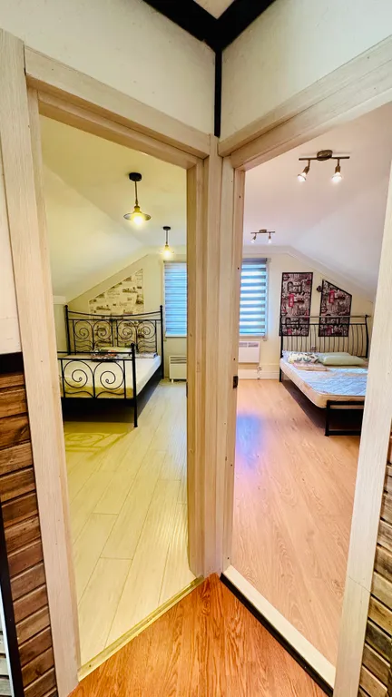 Уютный коттедж с дизайнерской отделкой и сауной