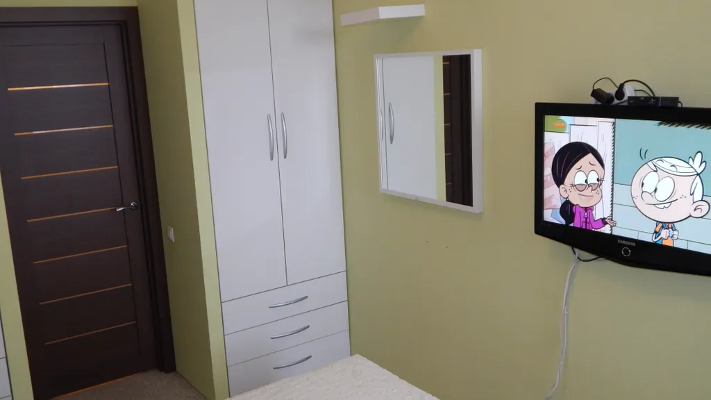 Элитная в центре, метро площадь Ленина, рядом аква-парк, зоопарк, тц аура, парк