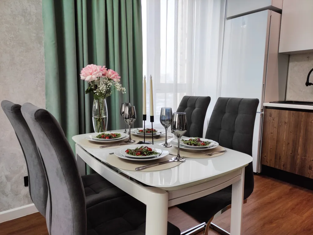 Двухкомнатная студия с красивым видом на город