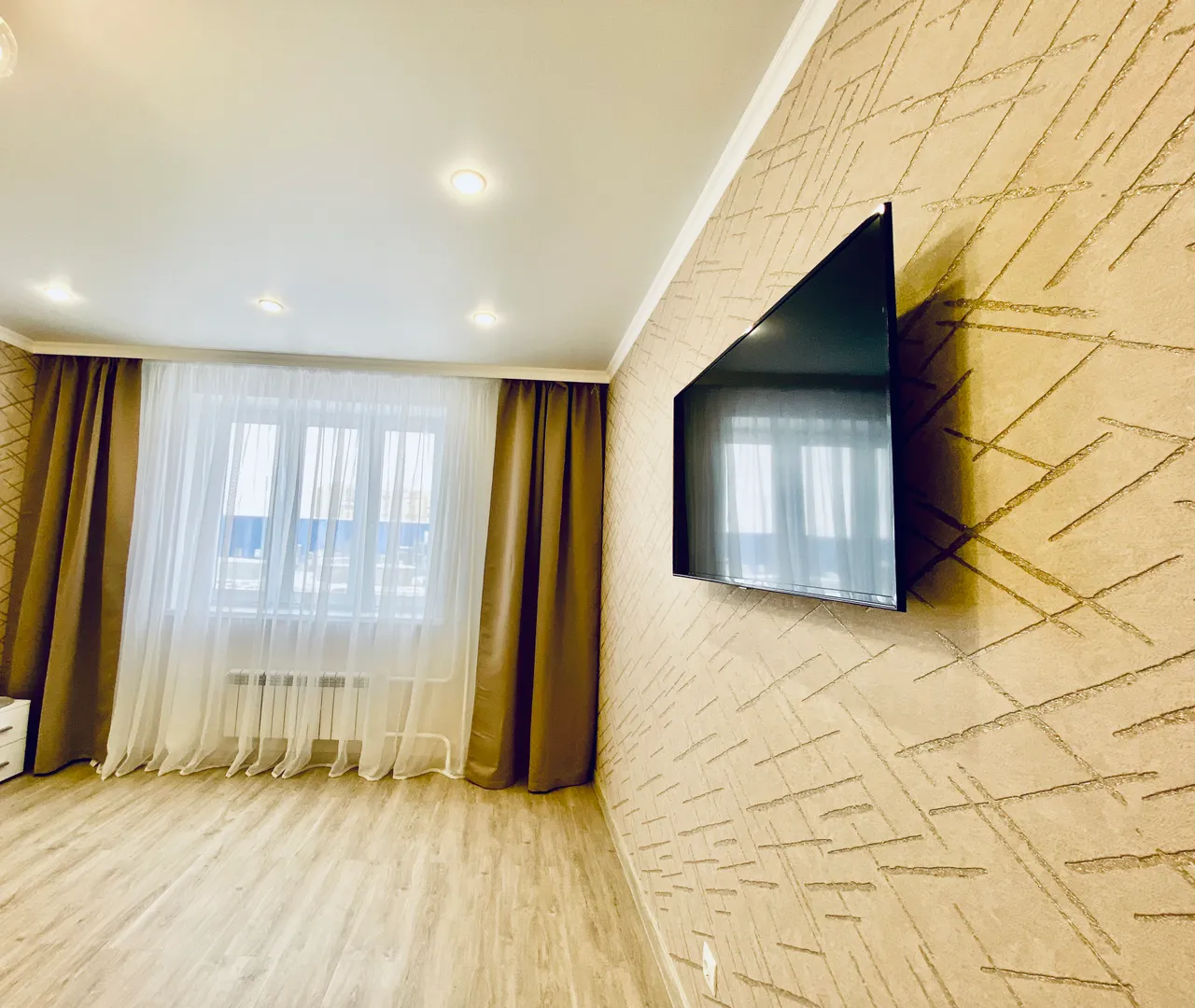 Фото