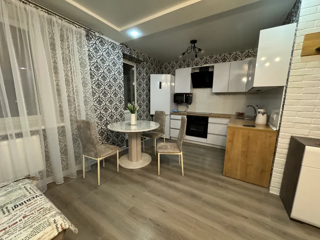 Квартира студия в новостройке с кондиционером