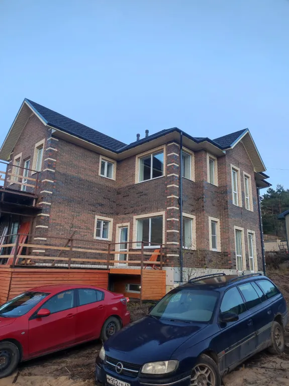 8-комнатный Дом