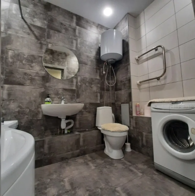 Отличная квартира,  центр, парковка