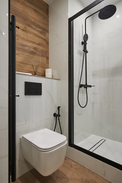 Студия для трех гостей