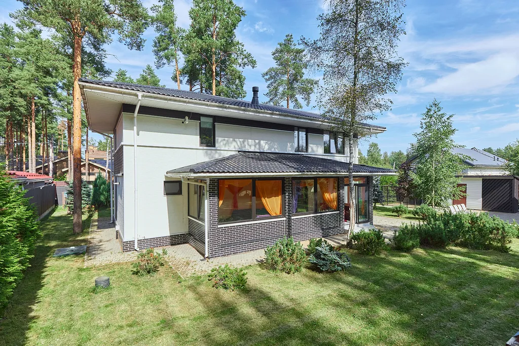 Коттедж Коттедж с большой баней и кальянной зоной — Сертолово