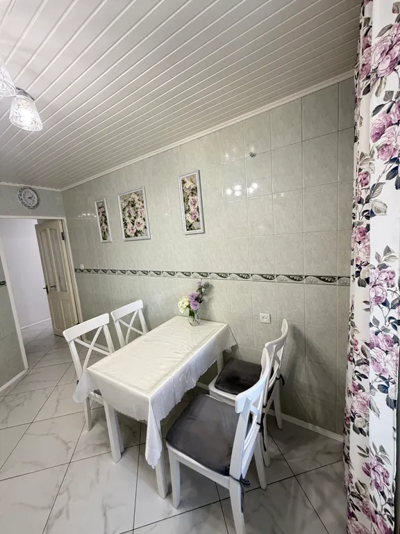 Двухкомнатная квартира в районе жд вокзала