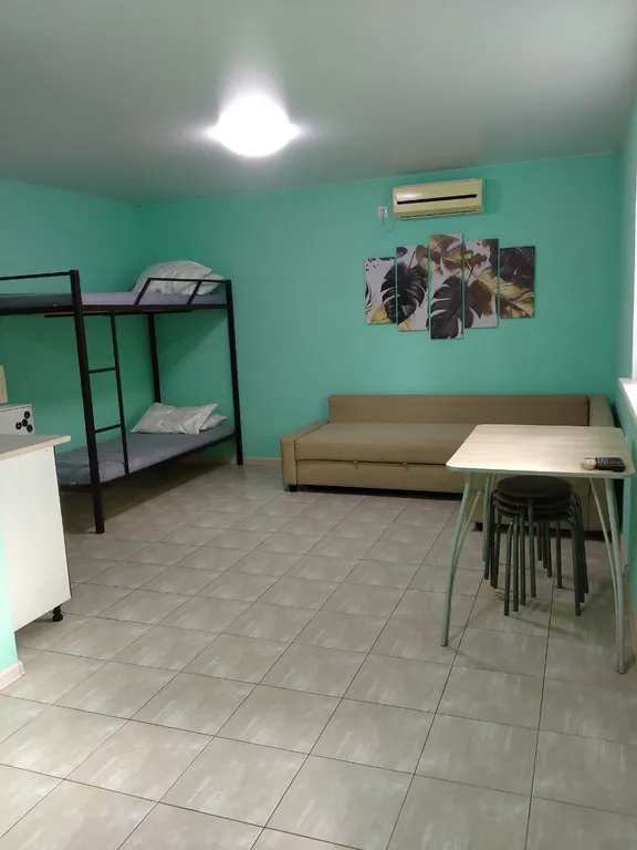 Квартира Апартамент четырехместный — аренда посуточно в Ейск