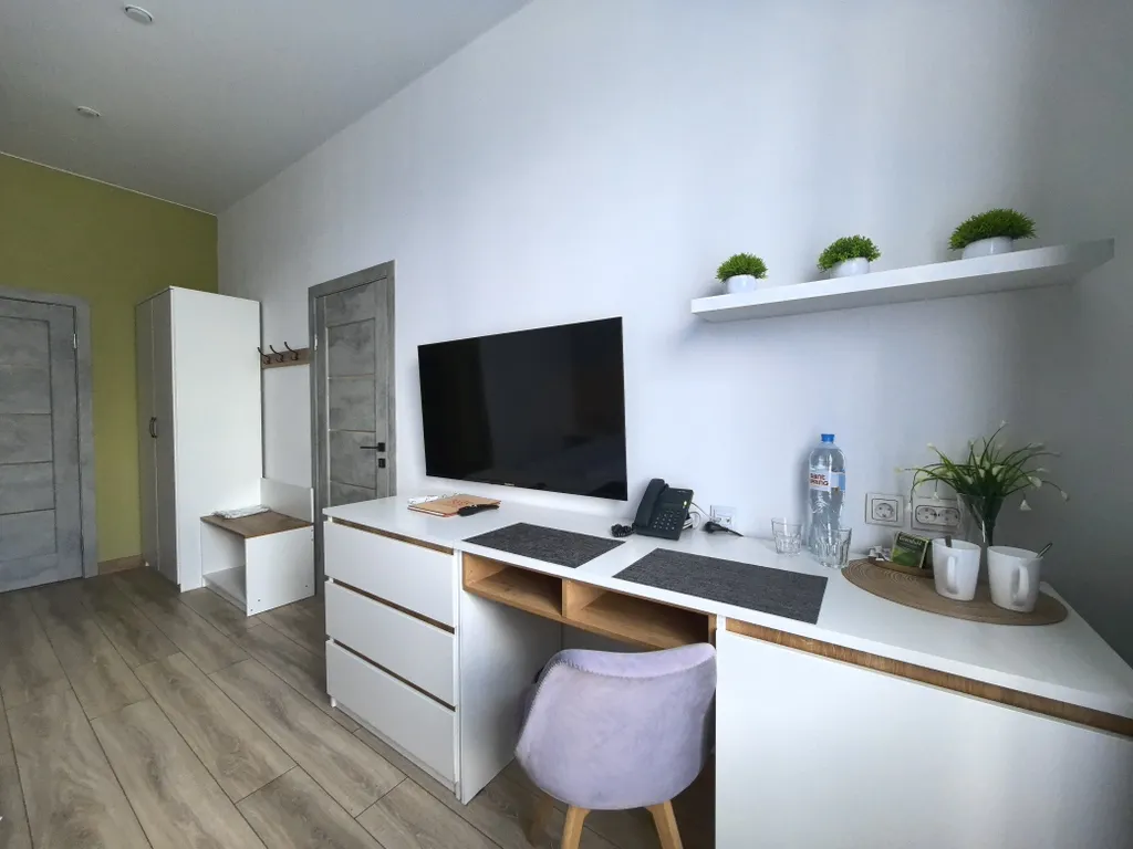 Квартира Двухкомнатная студия с кухней с 2-я санузлами и TV в каждой комнате — Коммунар