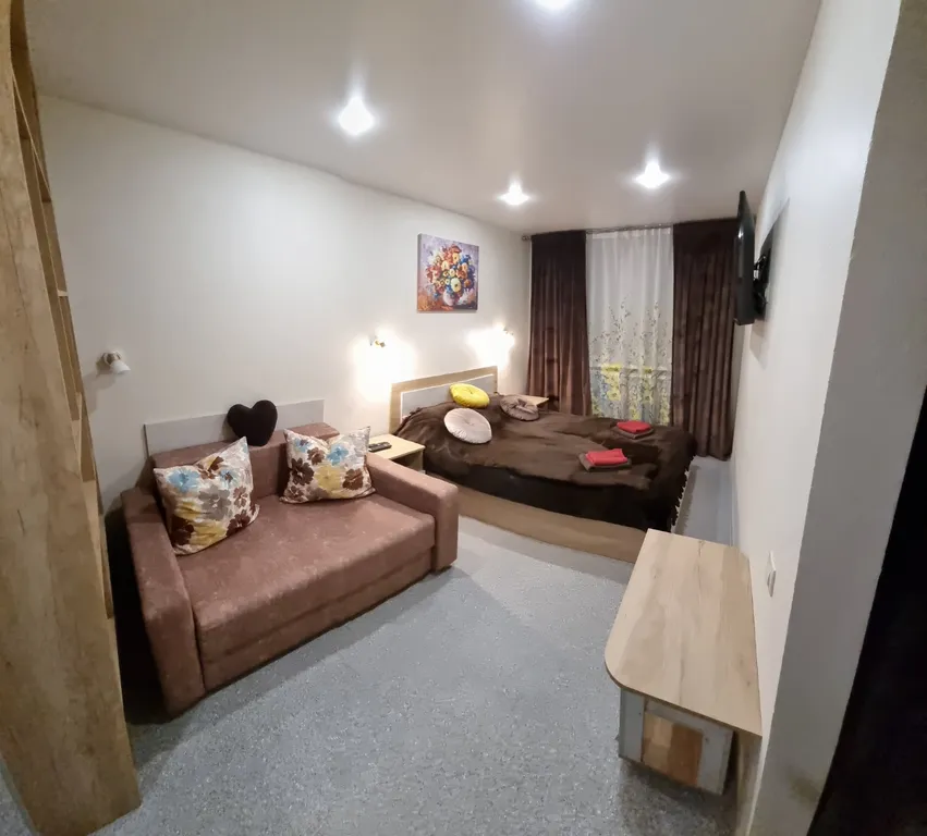 Набережначя -центр города Благоустроенный апартамент