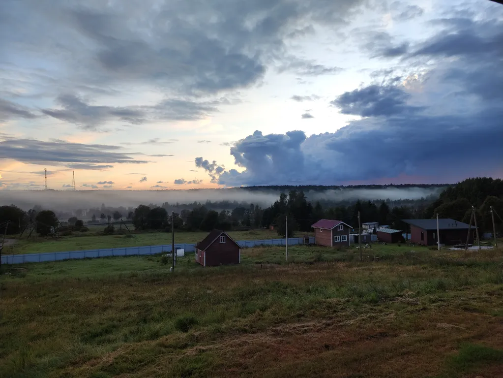 Коттедж Уютный дом с бассейном — Приморск