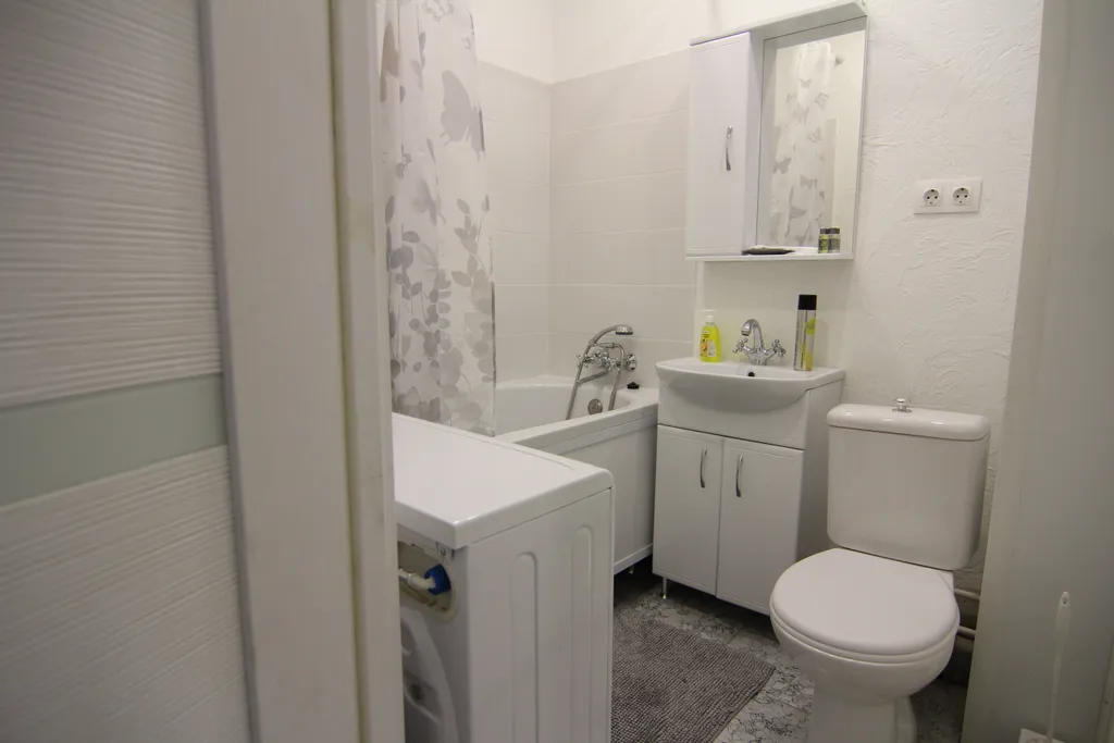 Однокомнатная квартира класса люкс недалеко от центра города