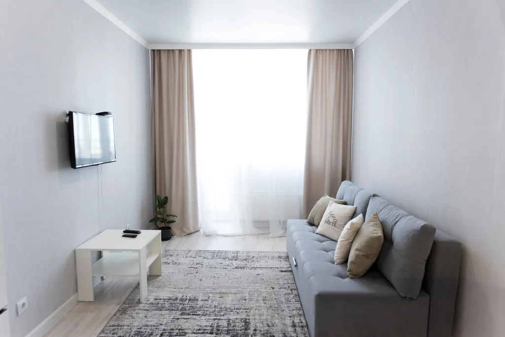 Однокомнатная квартира-студия недалеко от Волга спорт арены