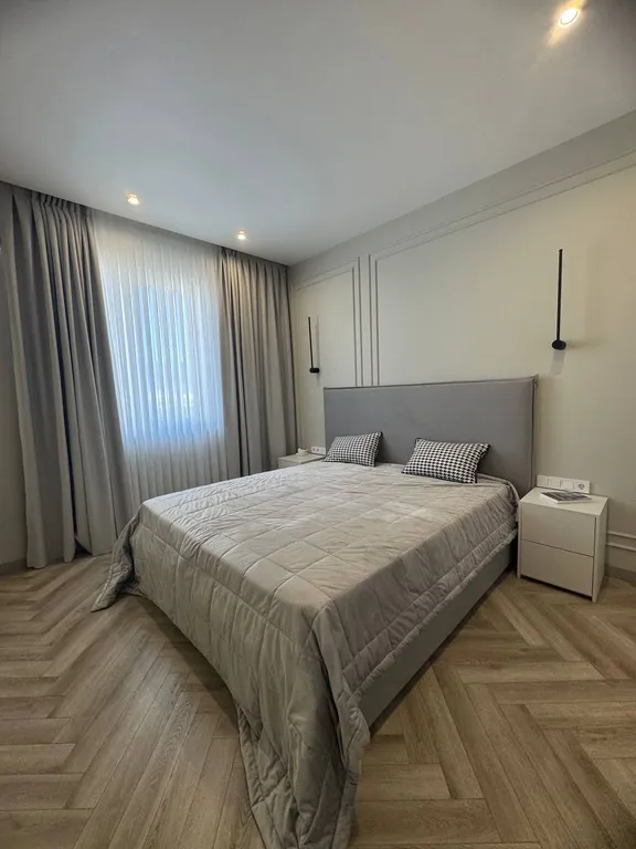 4 комнатный Дом с бассейном