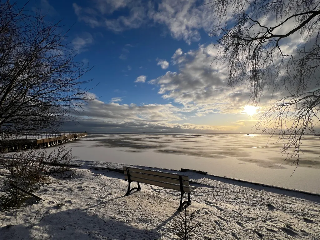 Квартира Квартира Prudius Apart в Кронштадте с балконом у залива — Кронштадт
