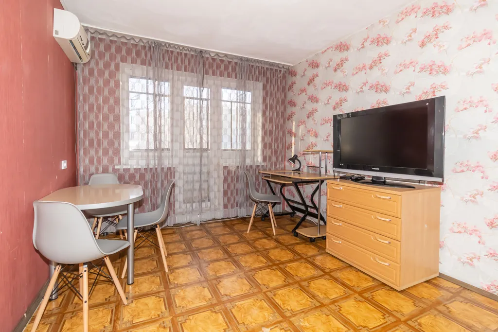 2-комнатная квартира рядом с Алым полем