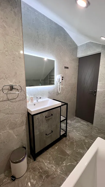 Комфортная квартира на Таврической