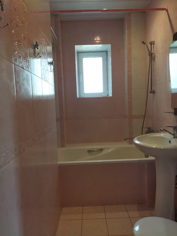 Просторная двухэтажная квартира на площади Возрождения