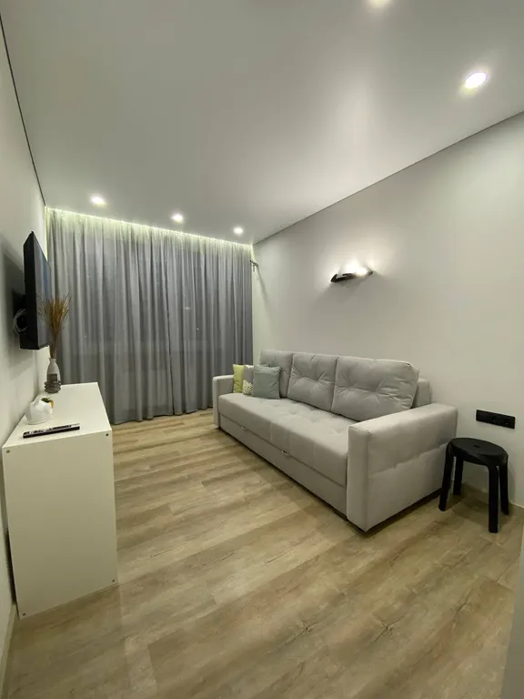 Современная двухкомнатная квартира в ЖК Кристалл