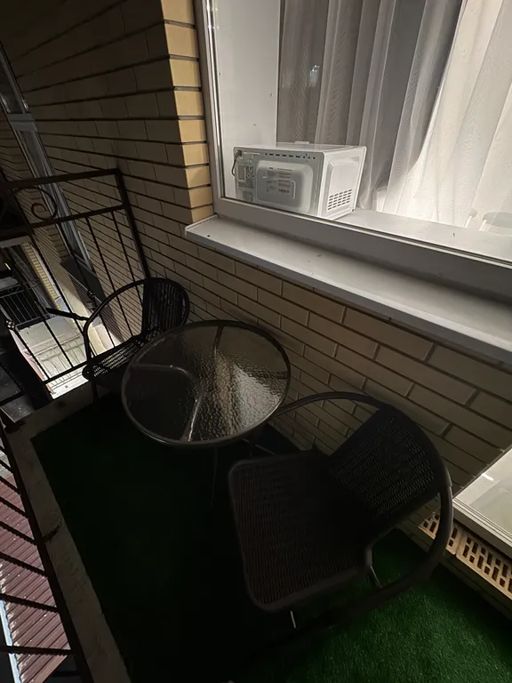 квартира с дизайнерским ремонтом на въезде в город