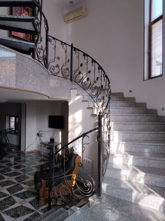 Большой семейный номер с балконом