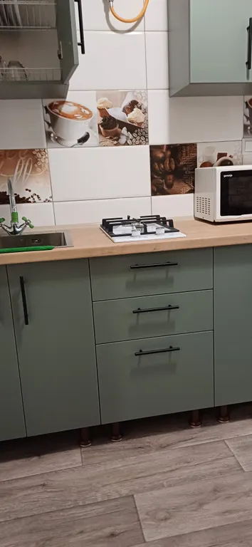 Квартира в 10 минутах езды на подземном трамвае до Мамаева кургана