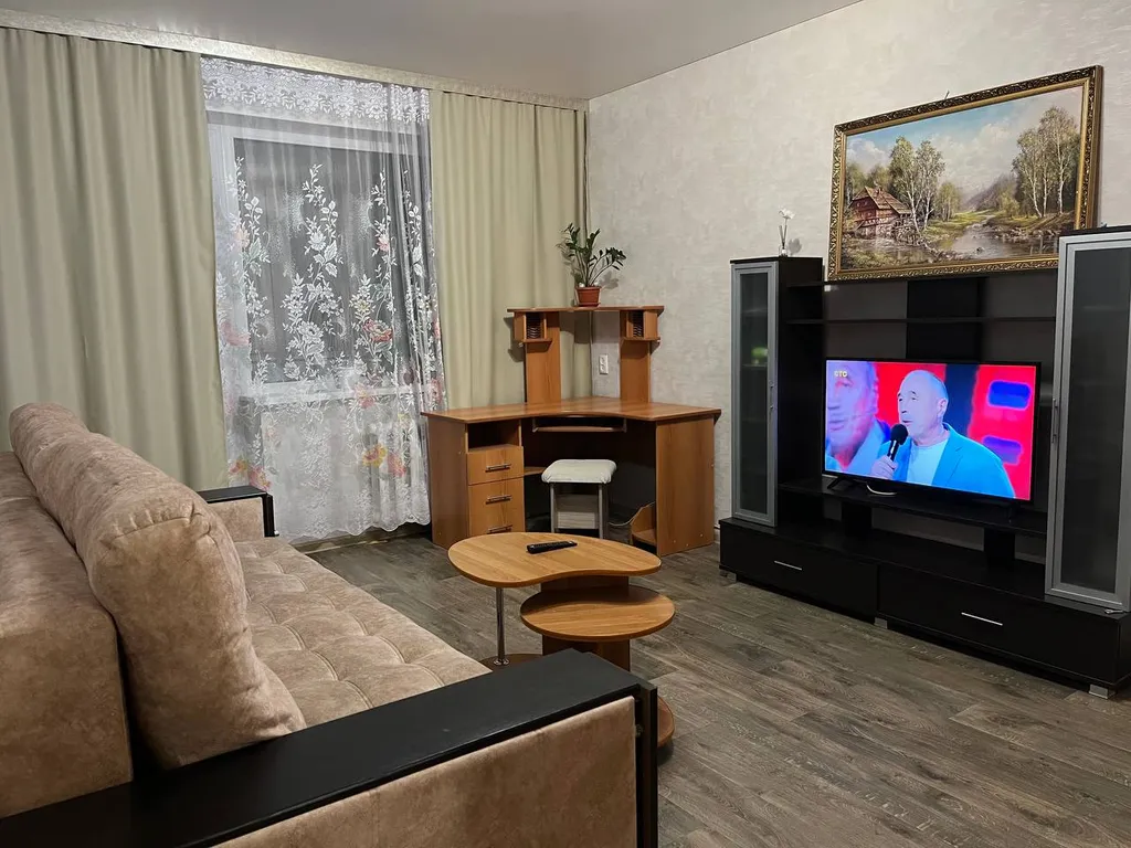 Просторная, уютная 2-комнатная квартира — аренда посуточно в Балаково