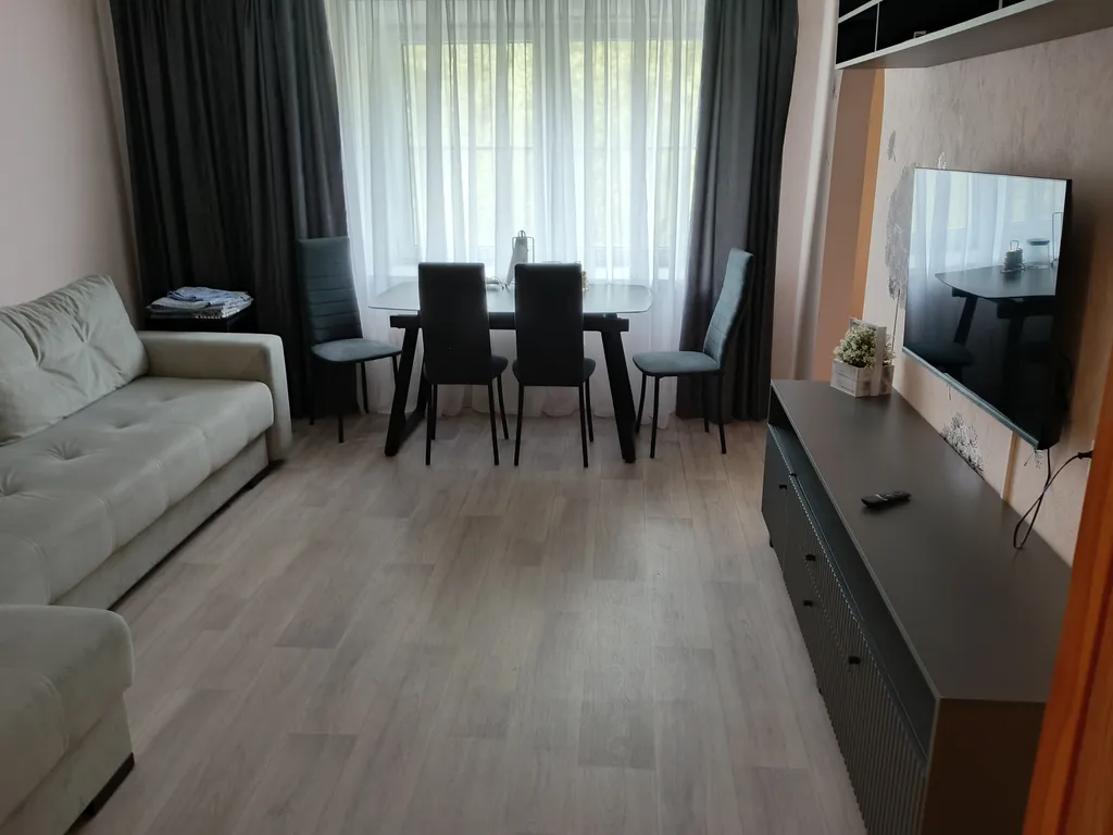 Элитная трёхкомнатная квартира в центре