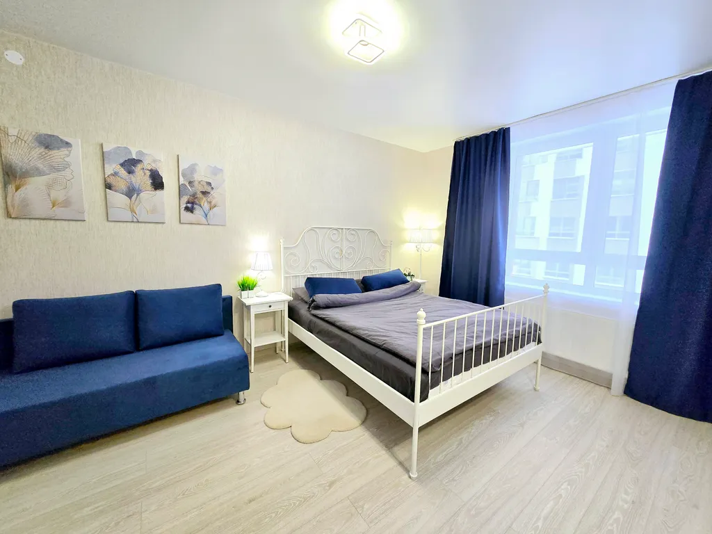 Студия с гардеробной в центре