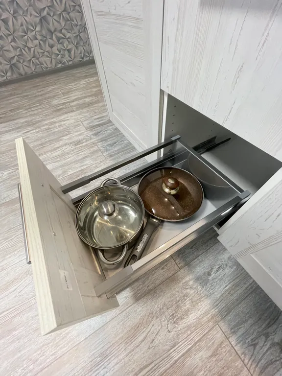 Студия в новом комплексе недалеко от аэропорта