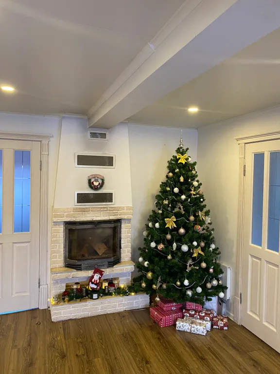 Уютный дом для отдыха или праздника